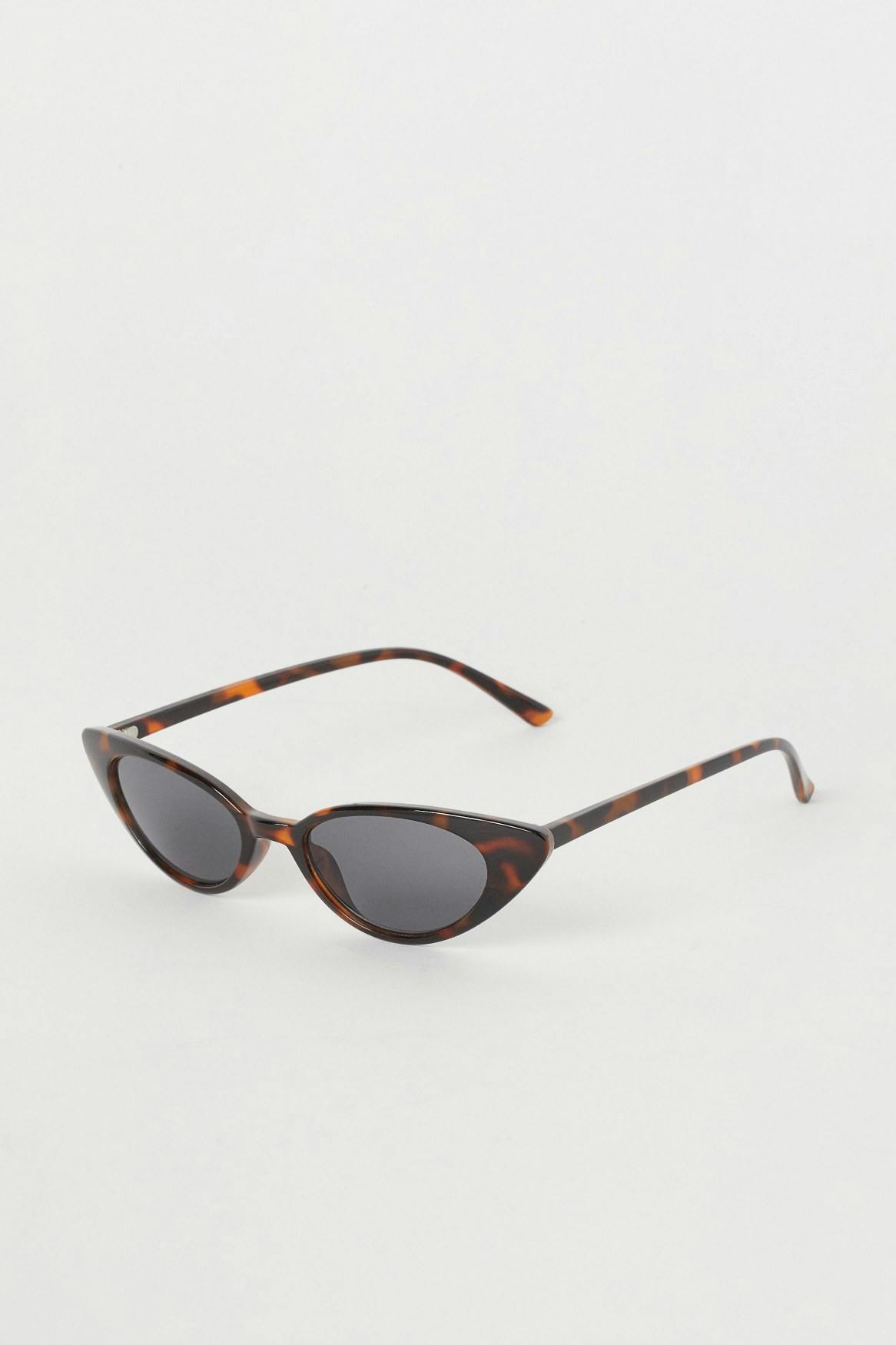 Nadia slim sunglasses